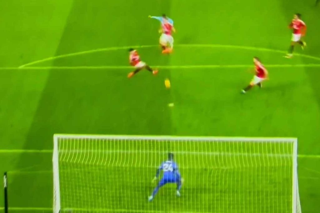 VIDEO – Unrecognizable Onana: his blunder condemns Manchester United
