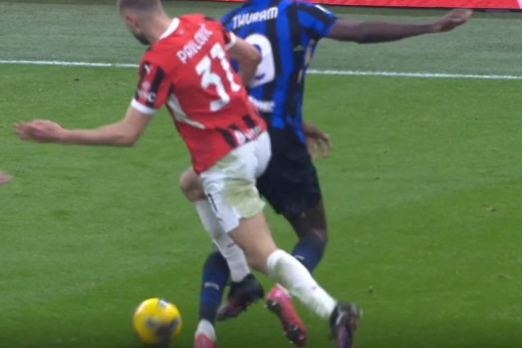 FURIA angry over unawarded penalty. Marelli: Clear contact