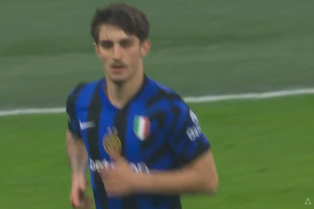 Who is Matteo Cocchi, the very young player who made his debut with Feyenoord?