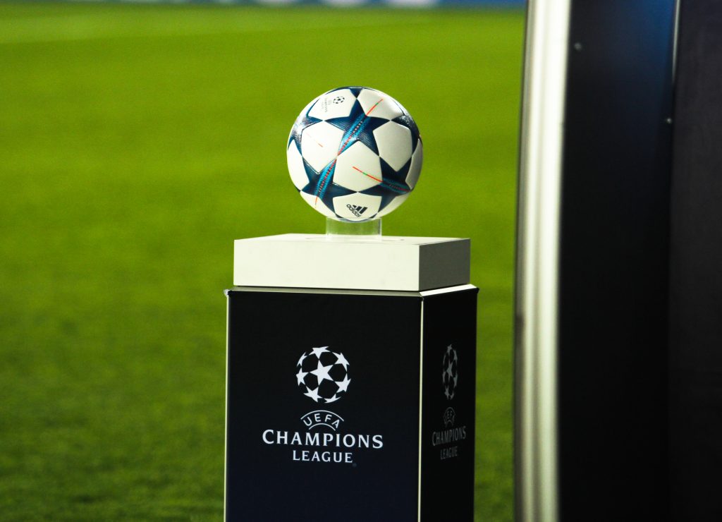 Inter-Bayern Munich, who advances according to the ALGORITHM