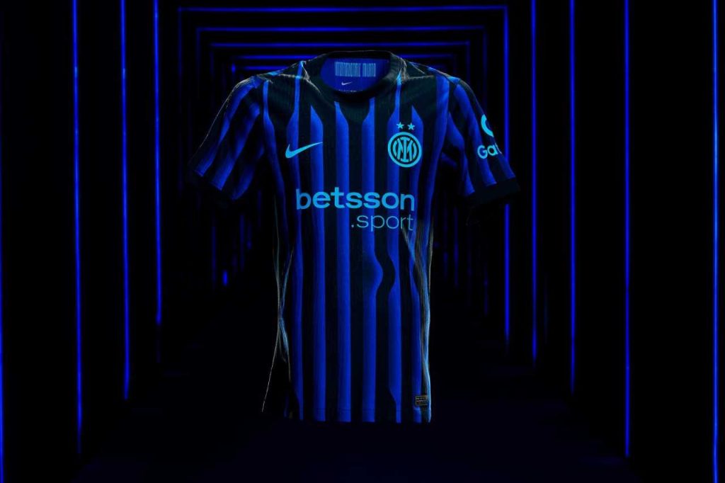 The OFFICIAL Inter jersey for the 2025/26 season