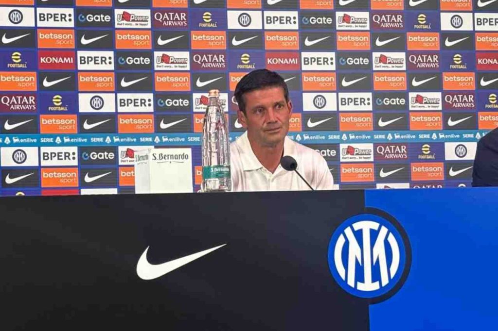 Chivu: “I ask Sucic one thing. Diouf? Here’s where he plays”