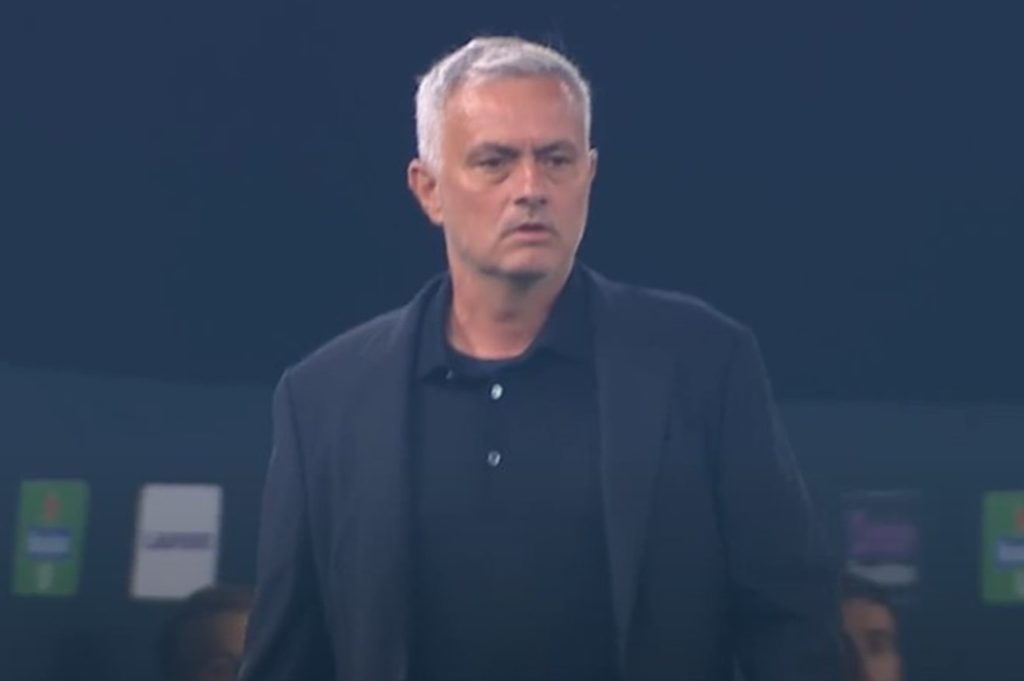 Mourinho SHOCK: the dismissal becomes official
